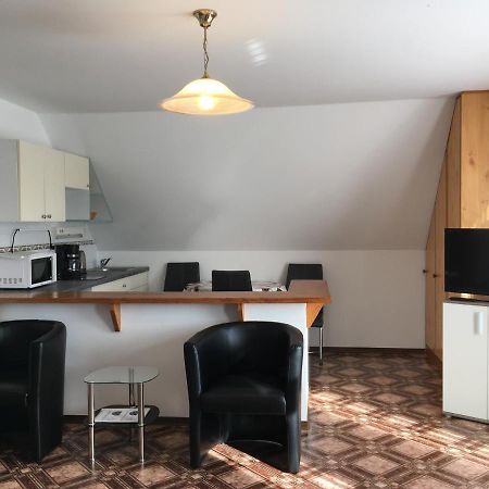 Gitta Apartman Buk Exterior photo