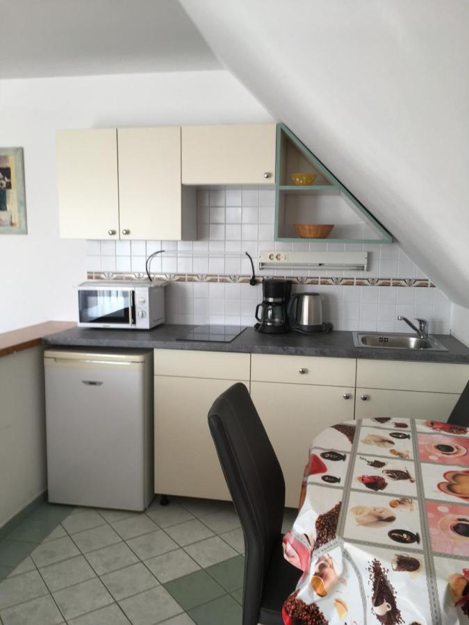 Gitta Apartman Buk Exterior photo
