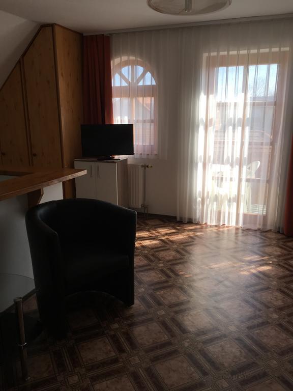 Gitta Apartman Buk Exterior photo